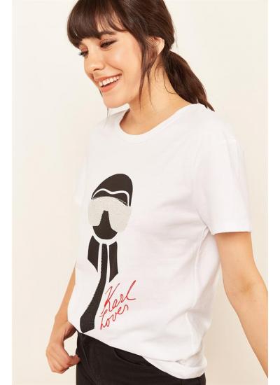 Kadın Beyaz Taşlı ve Baskılı T-Shirt