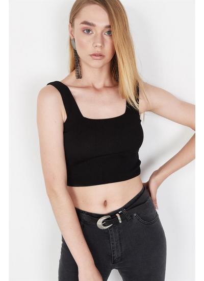 Kadın Siyah Kalın Askılı Triko Crop Top